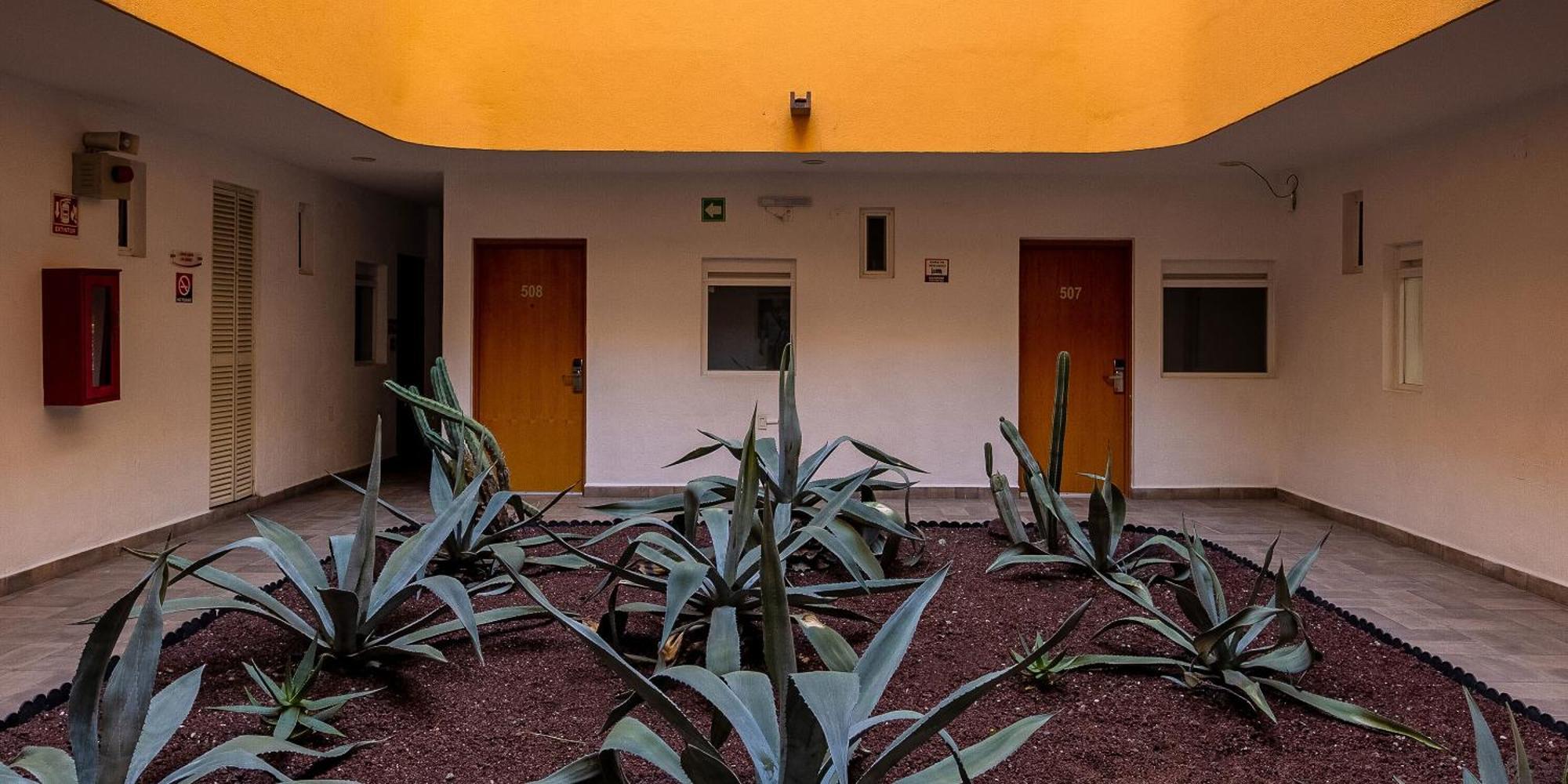 Opportunity Leon Ξενοδοχείο Εξωτερικό φωτογραφία